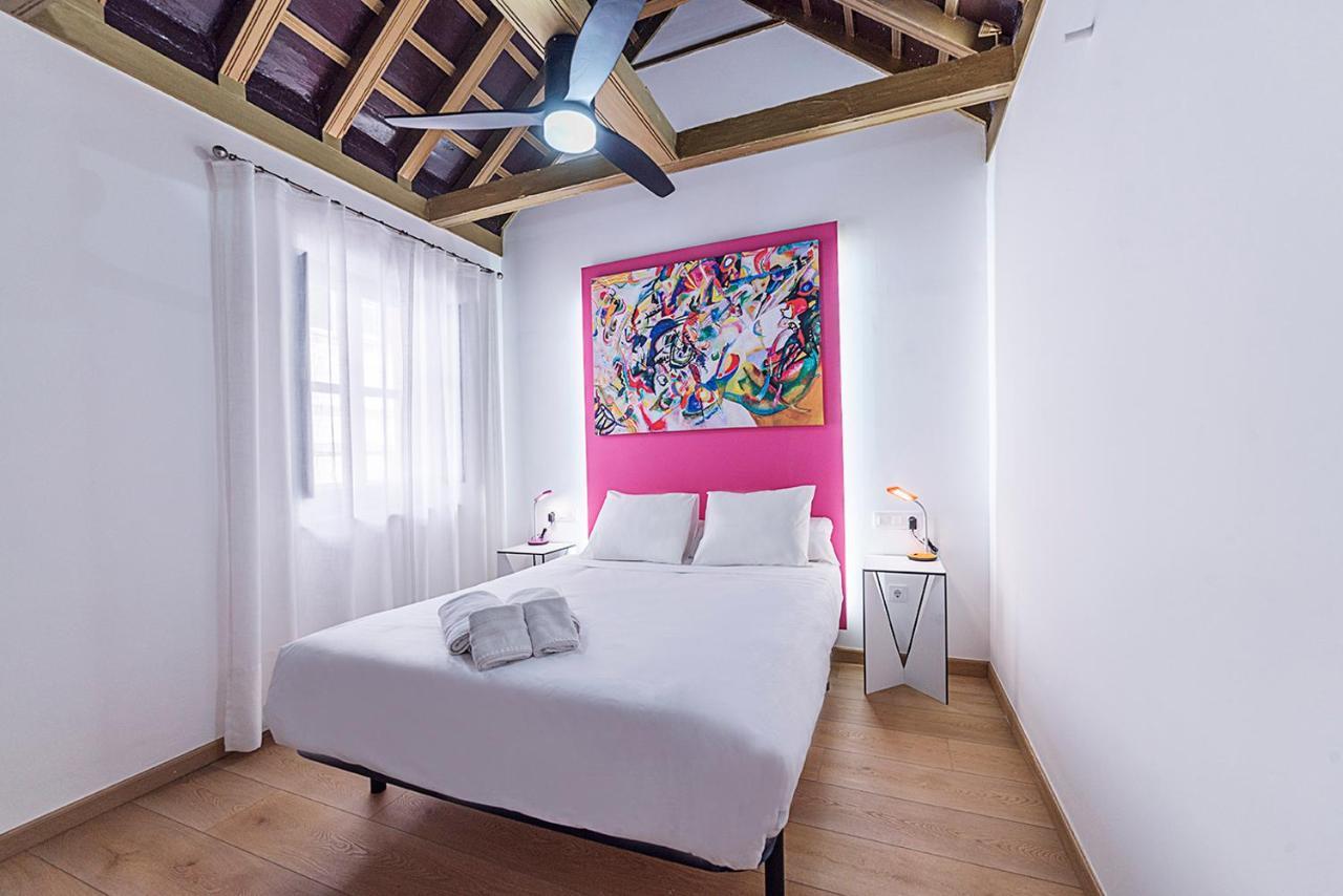 Appartement Alohamundi Martinez Montanes à Séville Extérieur photo